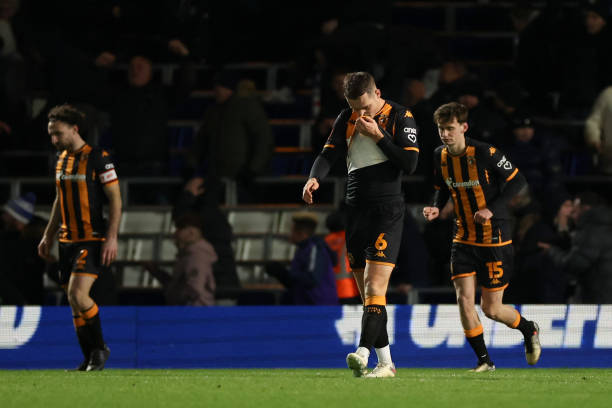 也推動了他 也推動了他